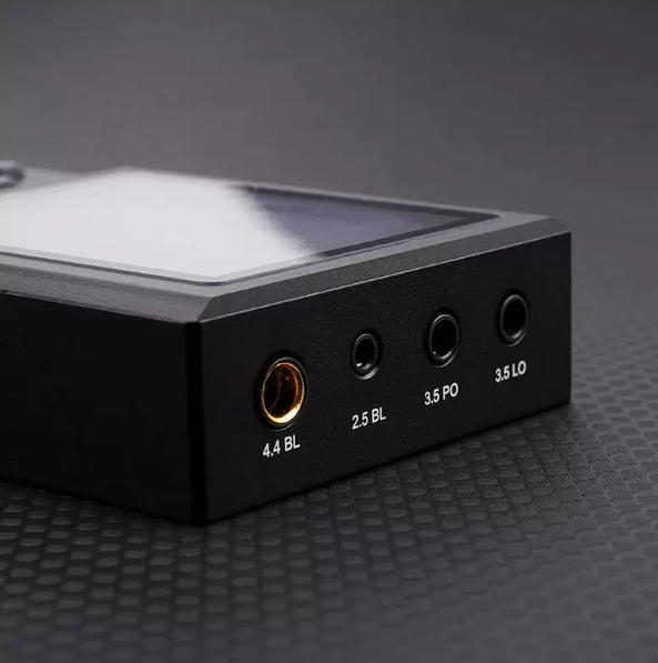 مشغل موسيقى MP3 عالي الدقة Z5c - مراجعة Audio Music Mp3 Free وسعره